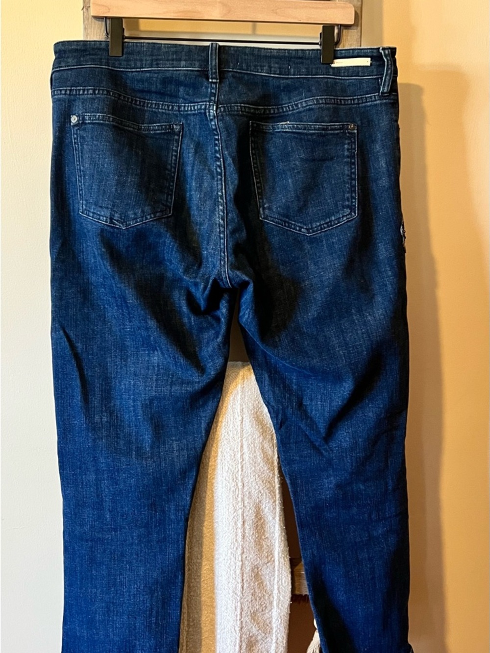 Anthropologie Pilcro and the Letterpress Slim Sequin Boyfriend Jeans Size 31 - Picture 6 of 12